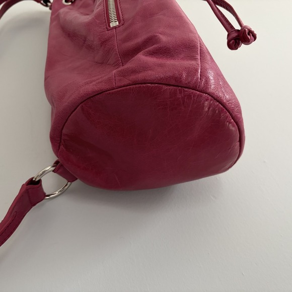 HOBO The Original Magenta Bucket Bag Backpack Leather Handbag-see descriptions - Picture 6 of 12